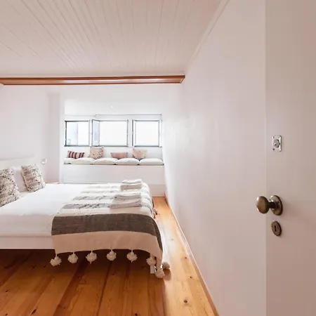 Daire Flh Alfama Mezzanine With River View Lisboa